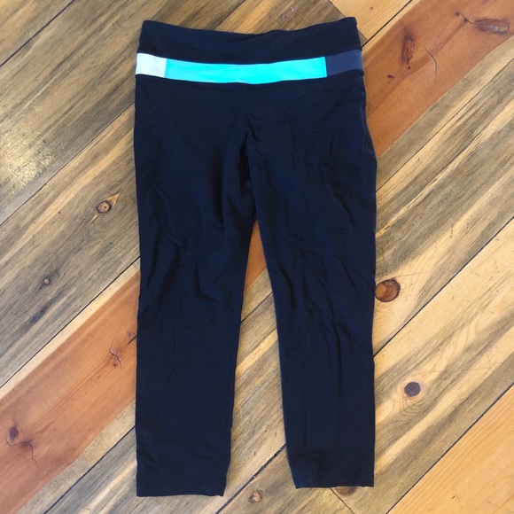 lululemon athletica Pants - Lululemon Wunder Groove Color Block Crop